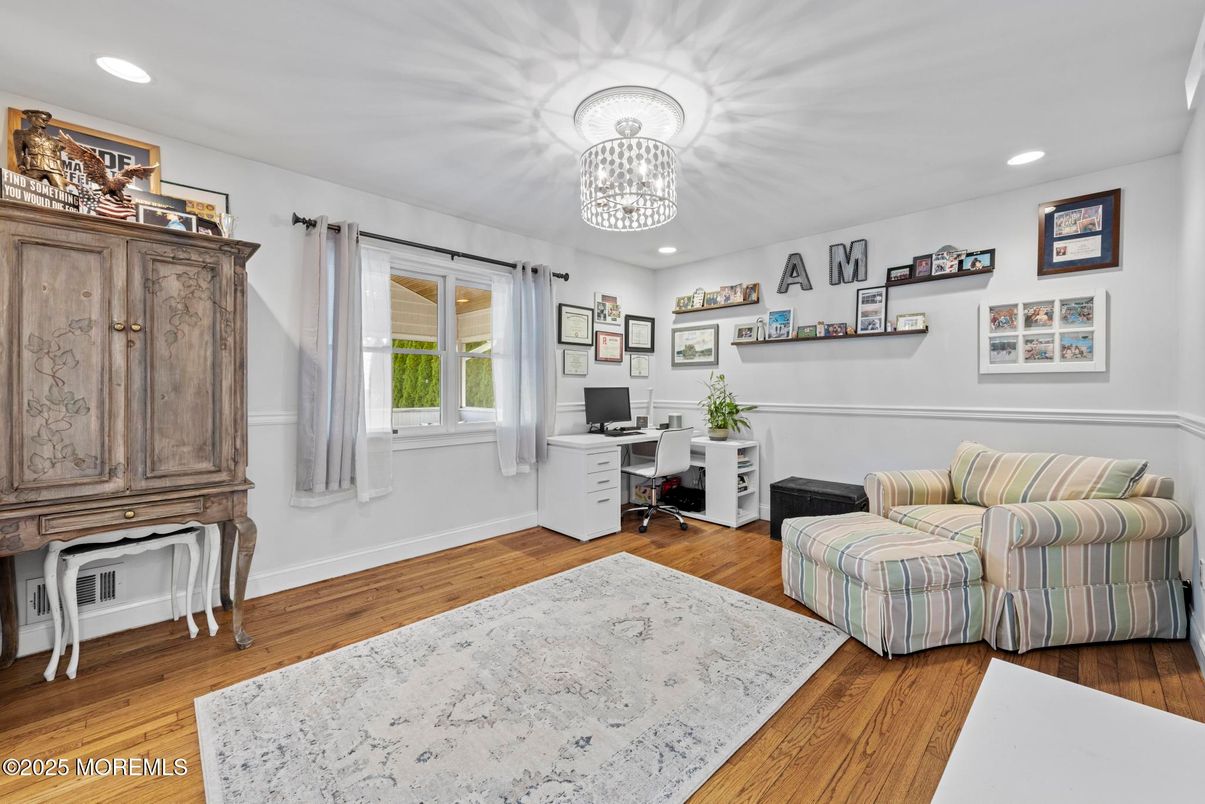 Chandelier, Home Office, Interior, Recessed Lighting, Wood Texture Flooring