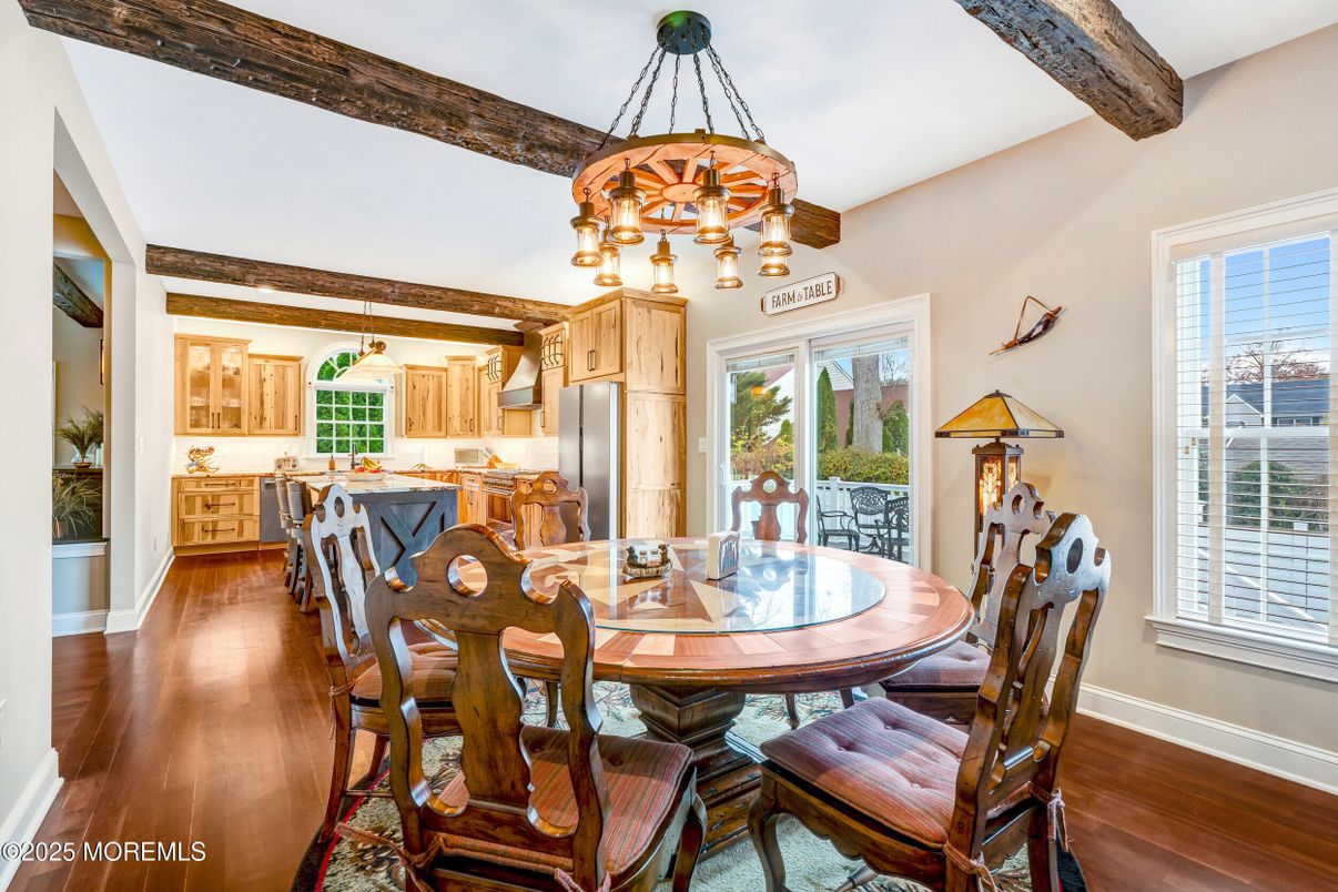 Chandelier, Dining room, Interior, Kitchen, Stainless Steel Appliances, Wooden Beams, Wood Texture Flooring