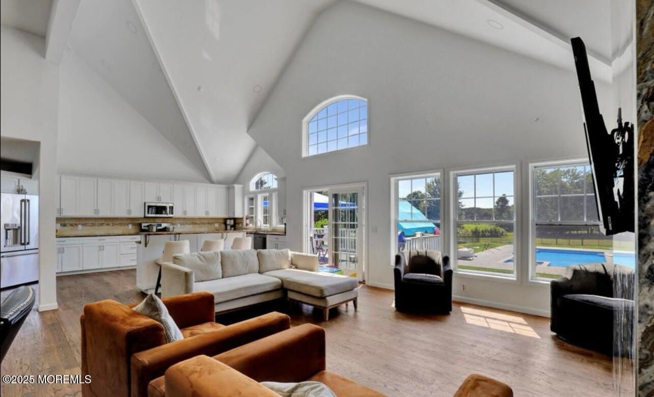 Interior, Kitchen, Living room, Recessed Lighting, Wood Texture Flooring