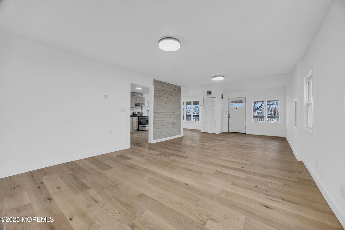 Empty room, Interior, Kitchen, Wood Texture Flooring