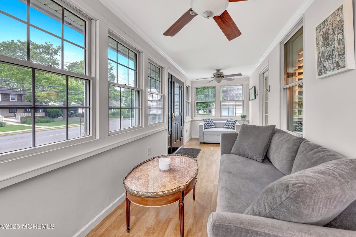 Interior, Living room, Sun Room, Wood Texture Flooring