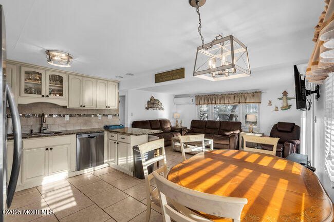 Dining room, Interior, Kitchen, Living room, Pendant Lights, Stainless Steel Appliances