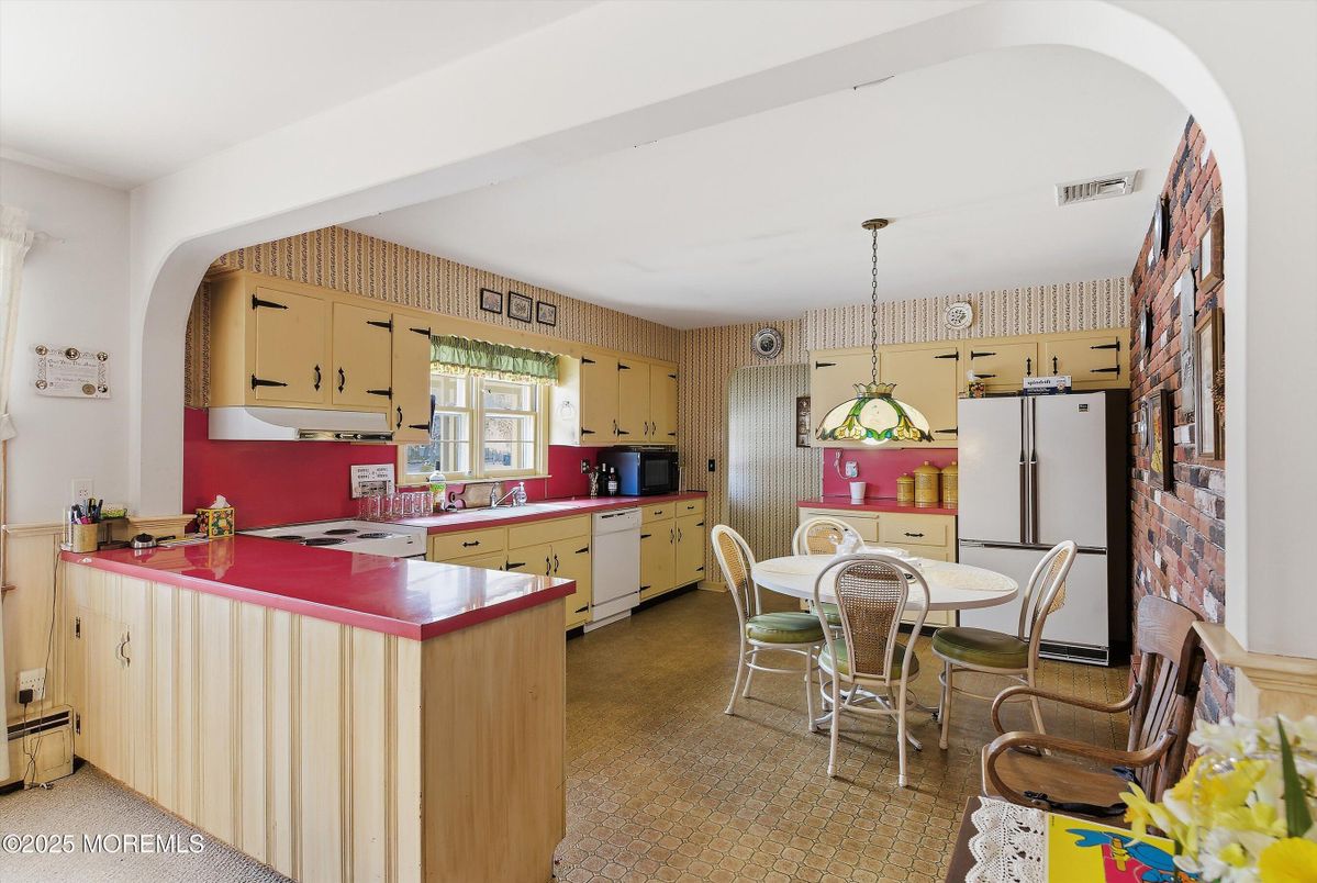 Dining room, Interior, Kitchen, Pendant Lights