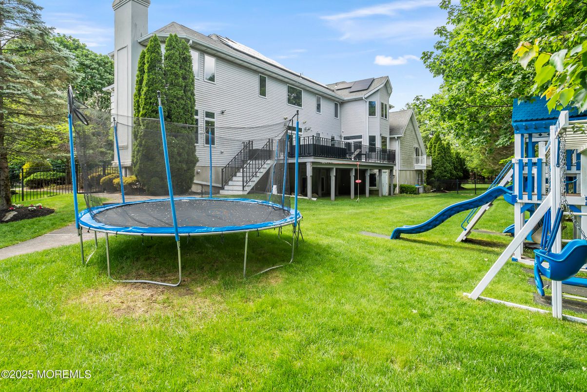 Backyard, Exterior, Playground