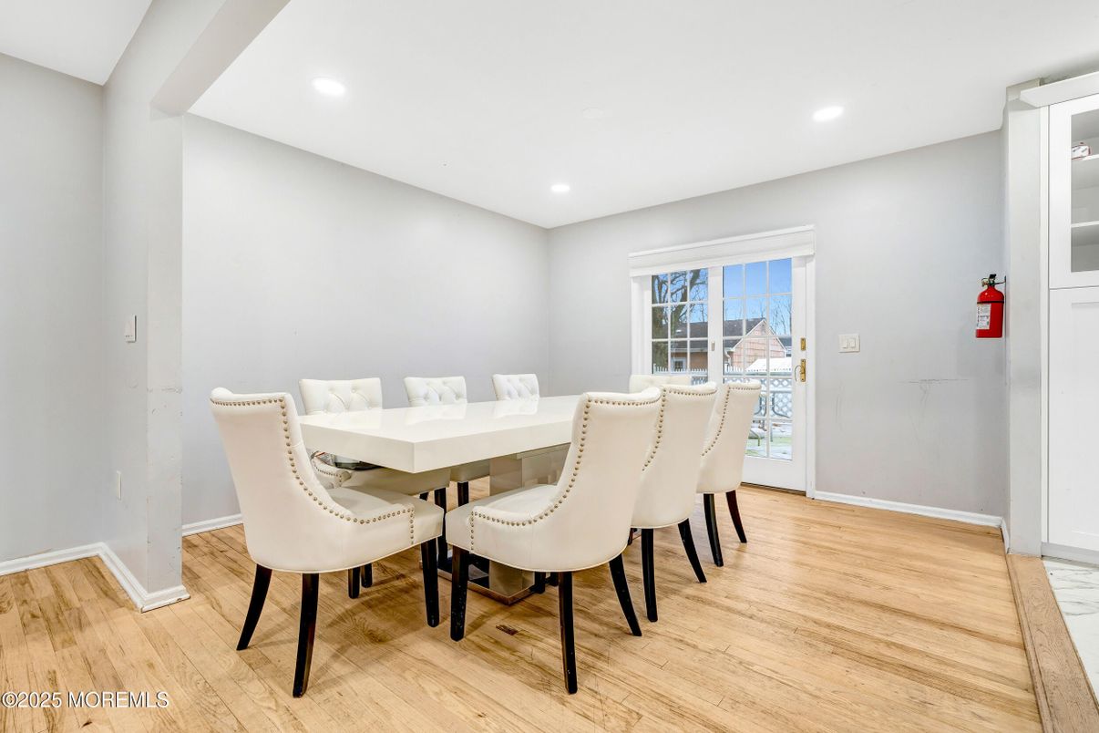 Dining room, Interior, Recessed Lighting, Wood Texture Flooring