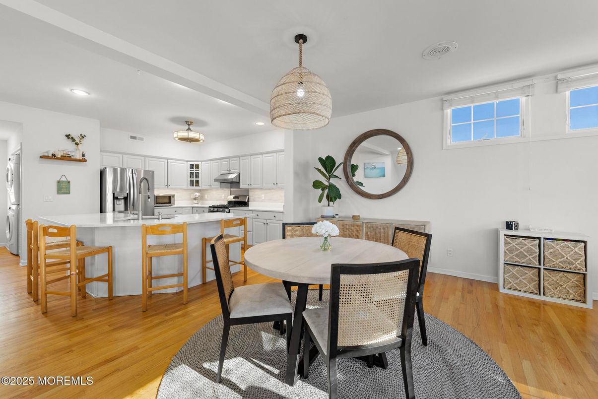 Dining room, Interior, Kitchen, Recessed Lighting, Stainless Steel Appliances, Wood Texture Flooring