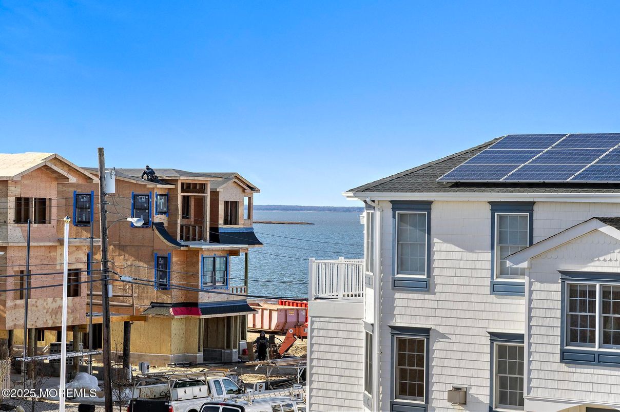 Exterior, Solar Panels, Water