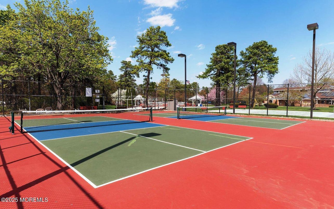 Exterior, Tennis Courts