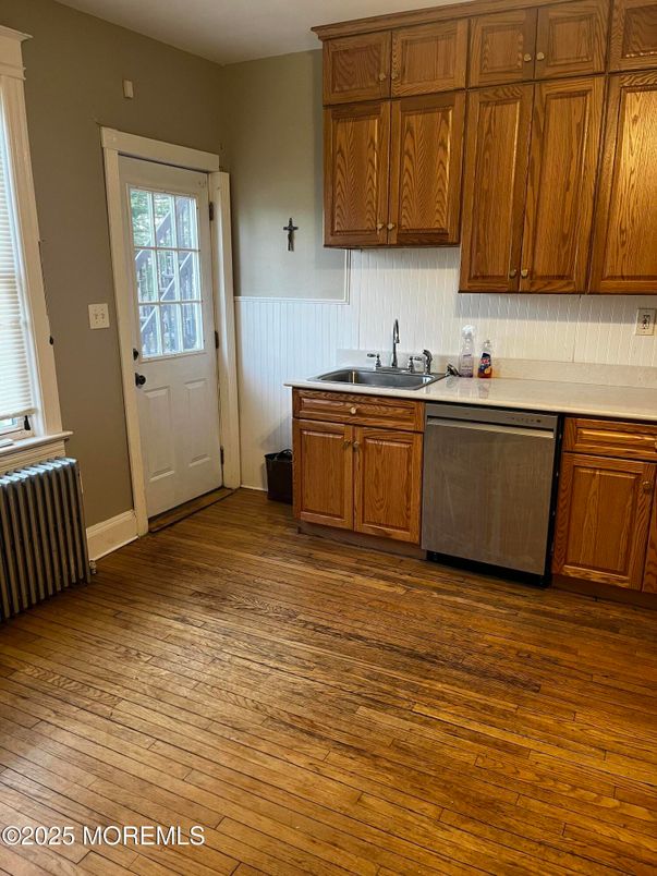 Interior, Kitchen, Wood Texture Flooring