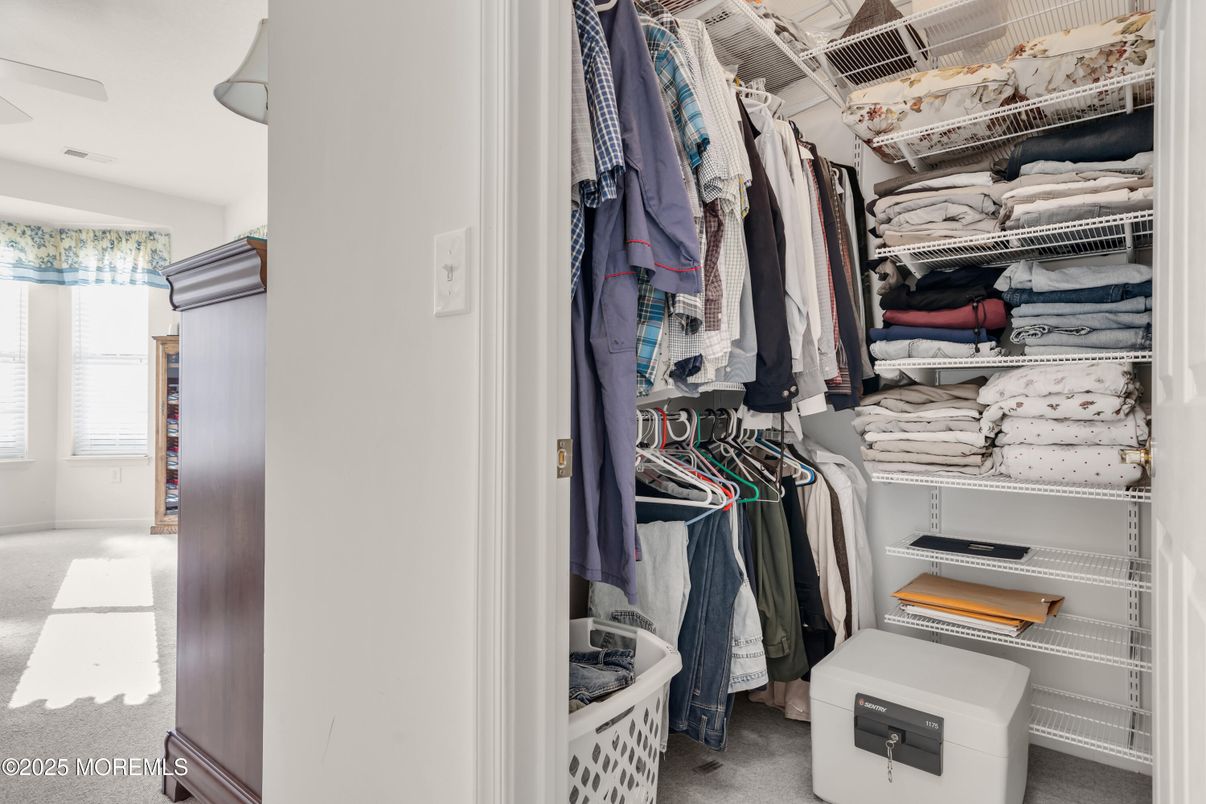 Interior, Walk-in Closets