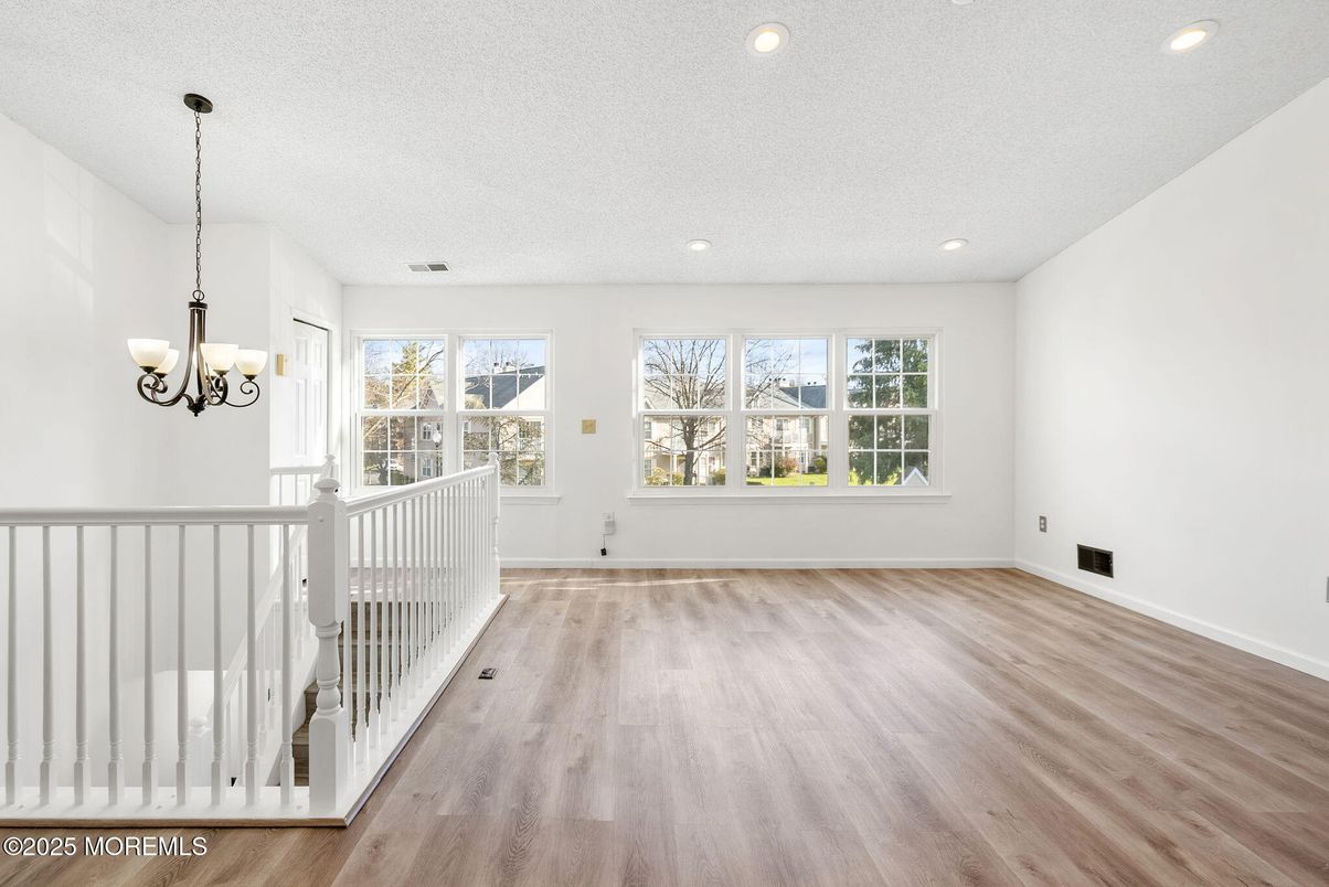 Chandelier, Empty room, Interior, Recessed Lighting, Wood Texture Flooring