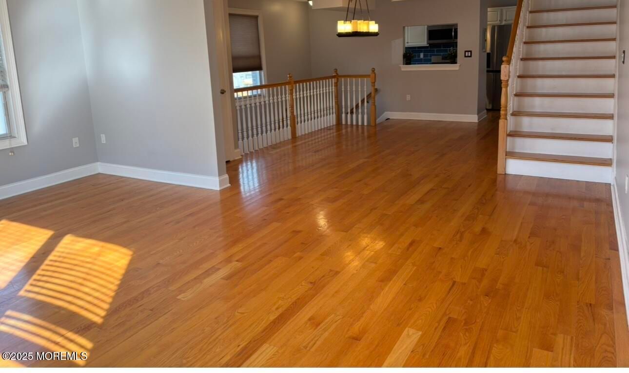 Interior, Pendant Lights, Wood Texture Flooring
