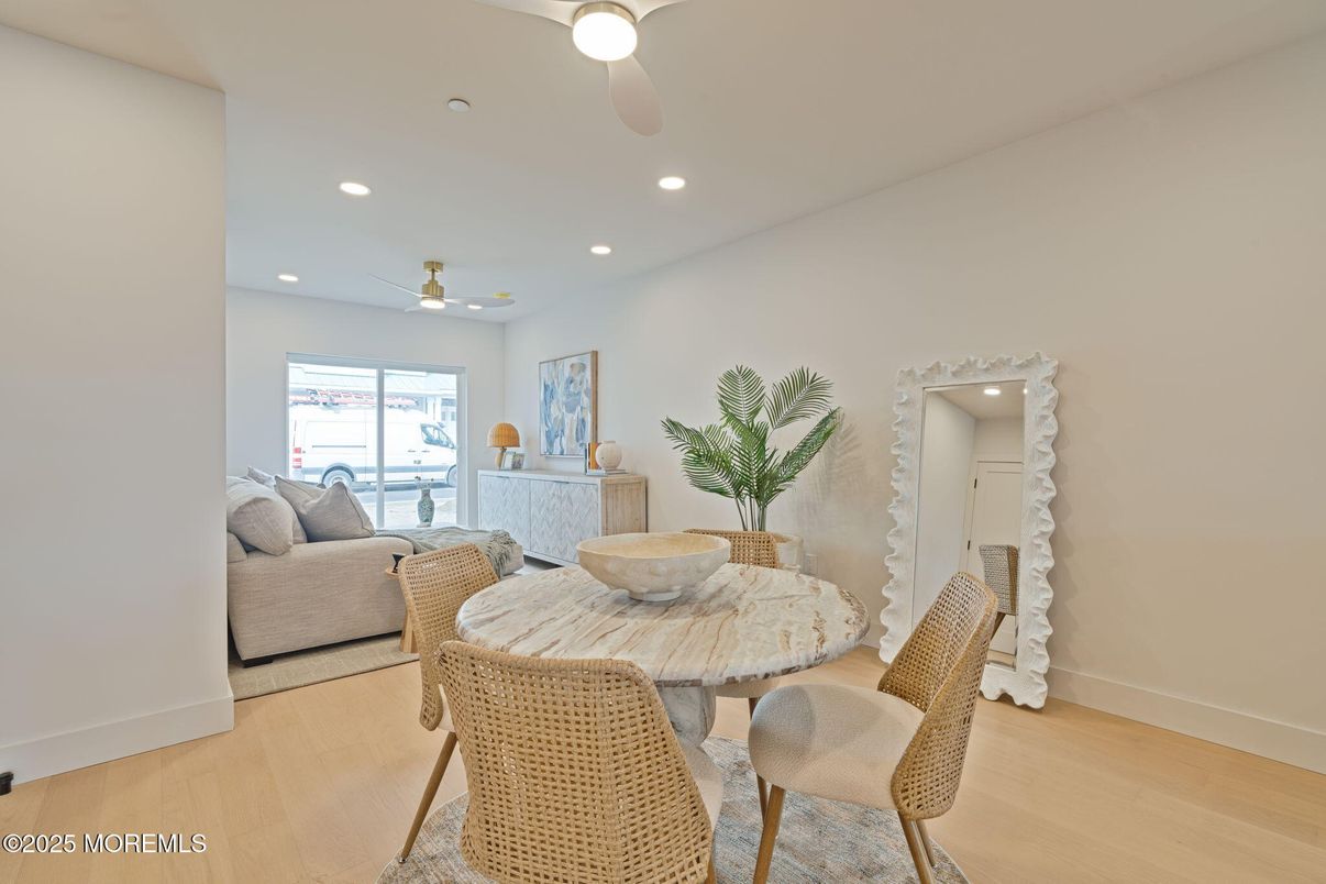 Dining room, Interior, Living room, Recessed Lighting, Wood Texture Flooring