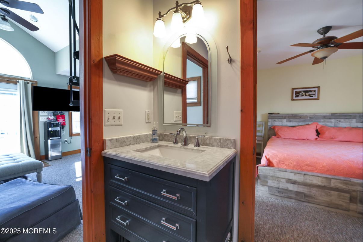 Bathroom, Bedroom, Interior