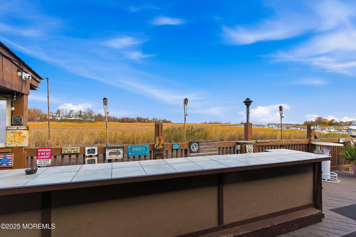 Exterior, Outdoor Kitchen