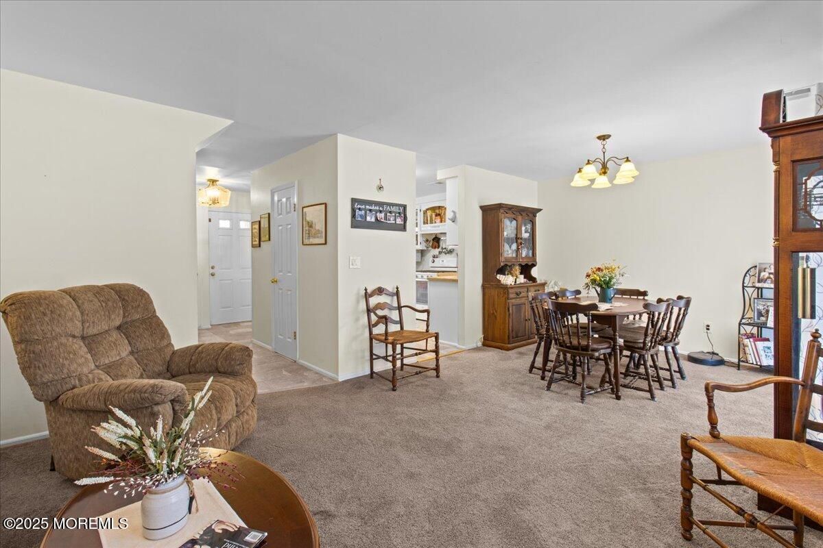 Chandelier, Dining room, Interior