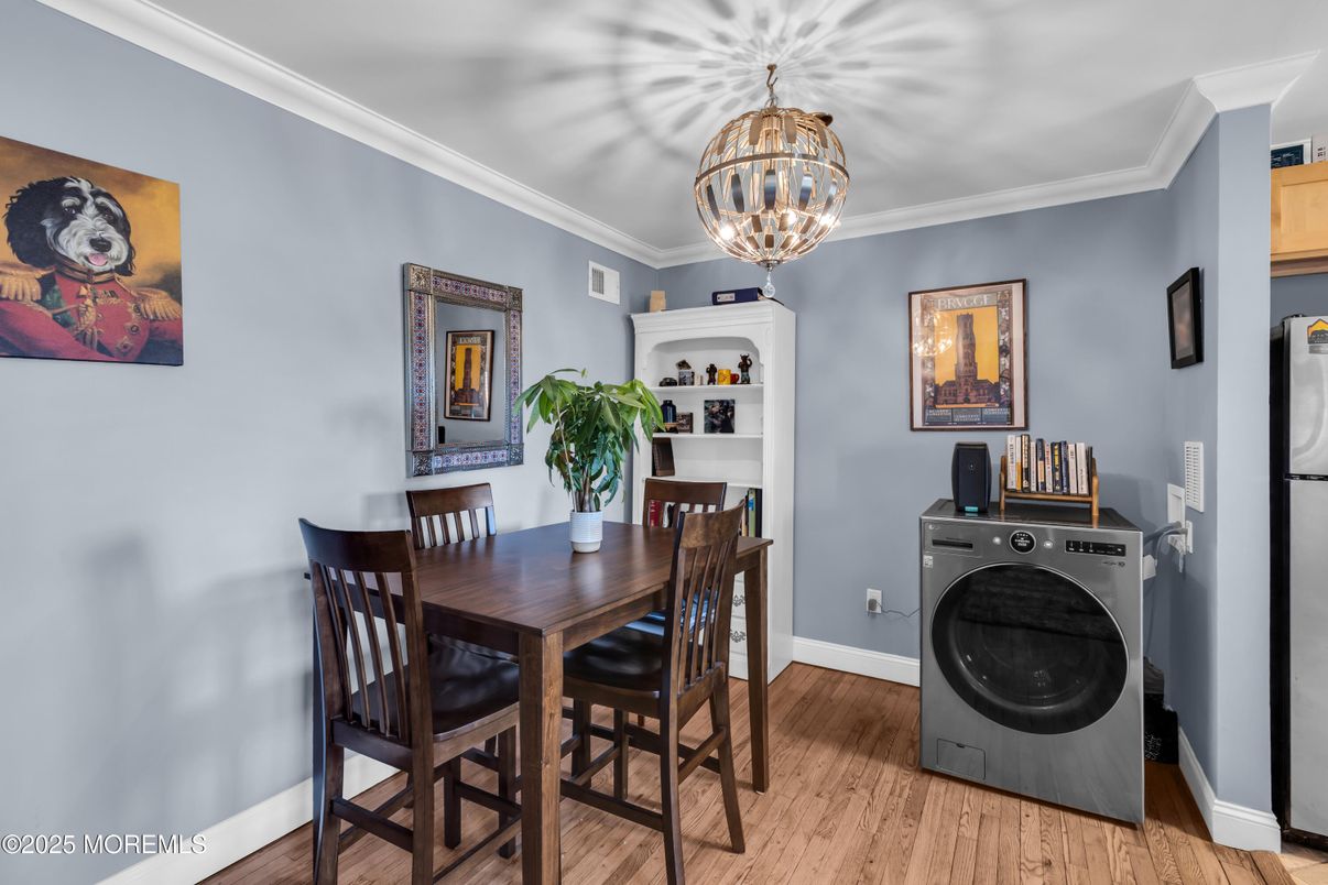 Dining room, Interior, Pendant Lights, Washer, Wood Texture Flooring