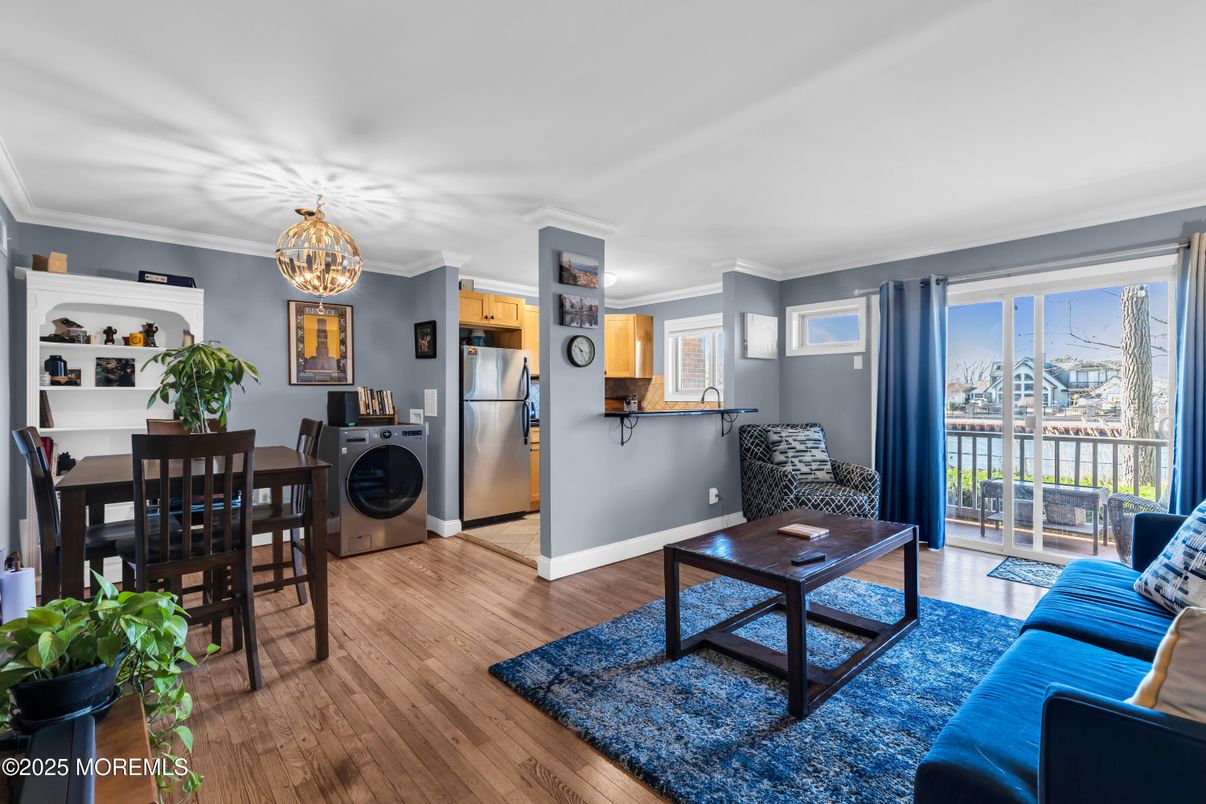 Dining room, Interior, Living room, Washer, Wood Texture Flooring