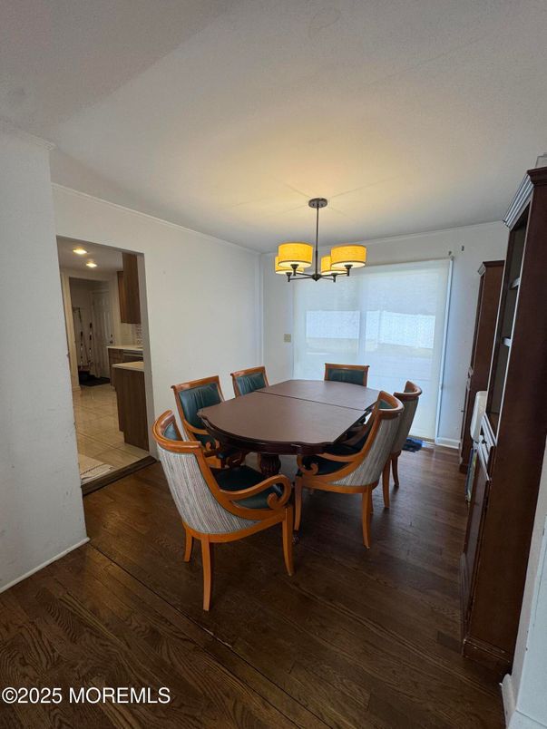 Chandelier, Dining room, Interior, Kitchen, Recessed Lighting, Wood Texture Flooring