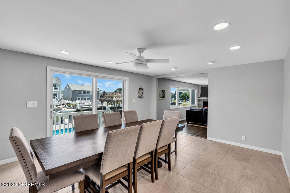 Dining room, Fireplace, Interior, Recessed Lighting, Wood Texture Flooring