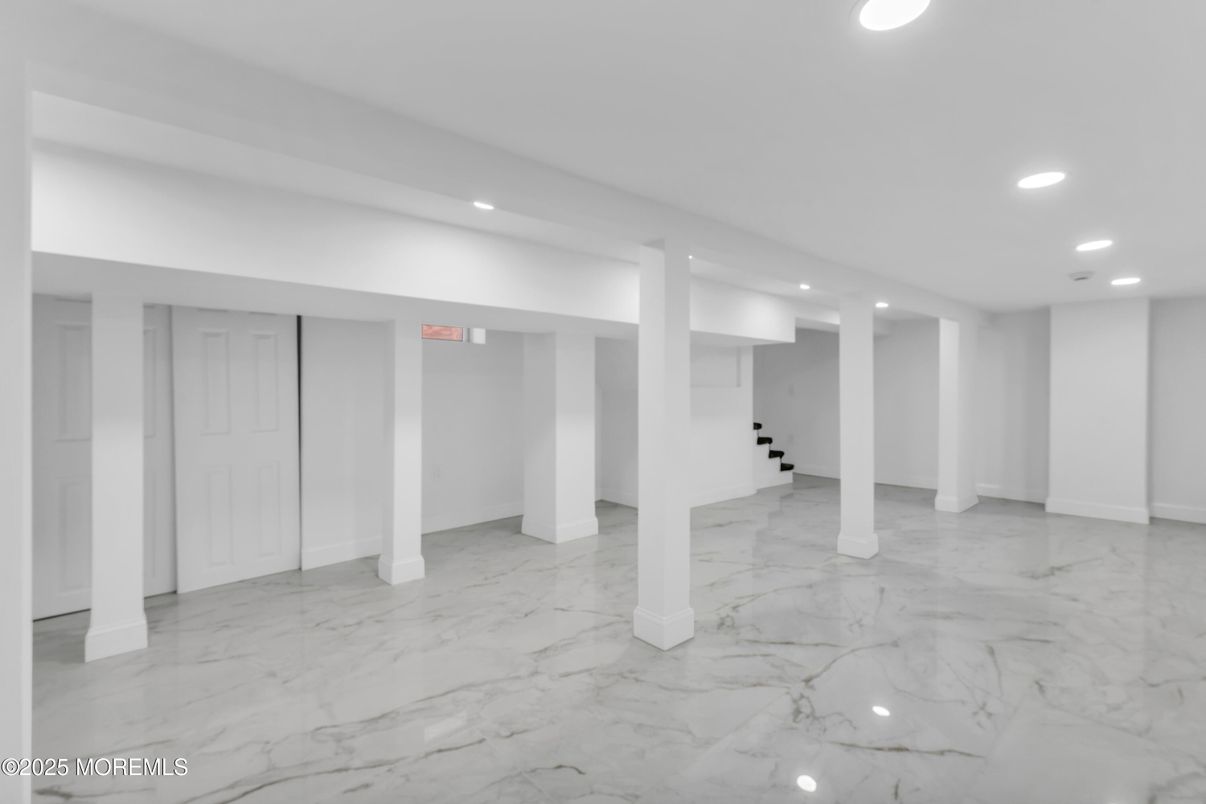 Interior, Marble, Recessed Lighting