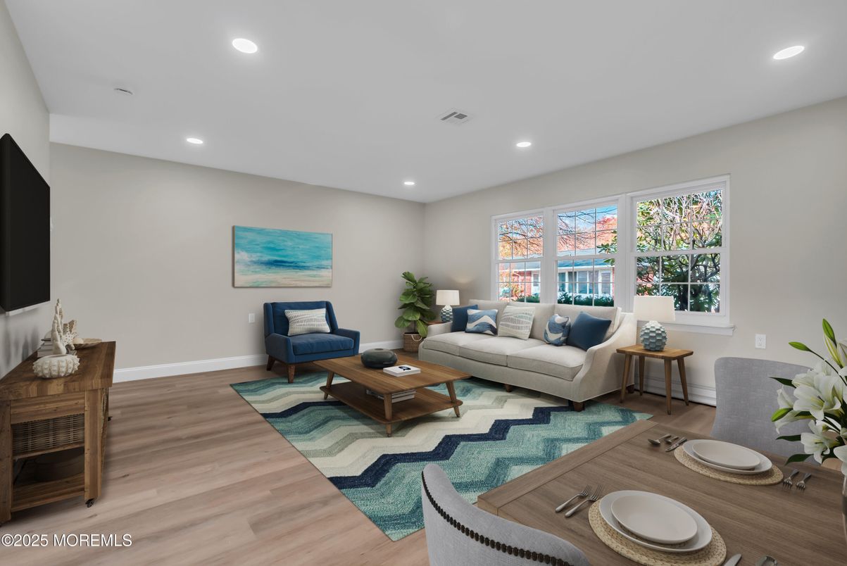 Interior, Living room, Recessed Lighting, Wood Texture Flooring