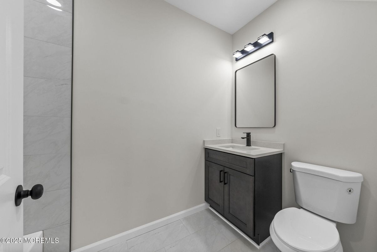 Bathroom, Interior, Marble Walls