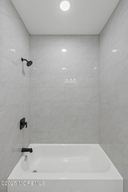 Bathroom, Interior, Marble Walls, Recessed Lighting