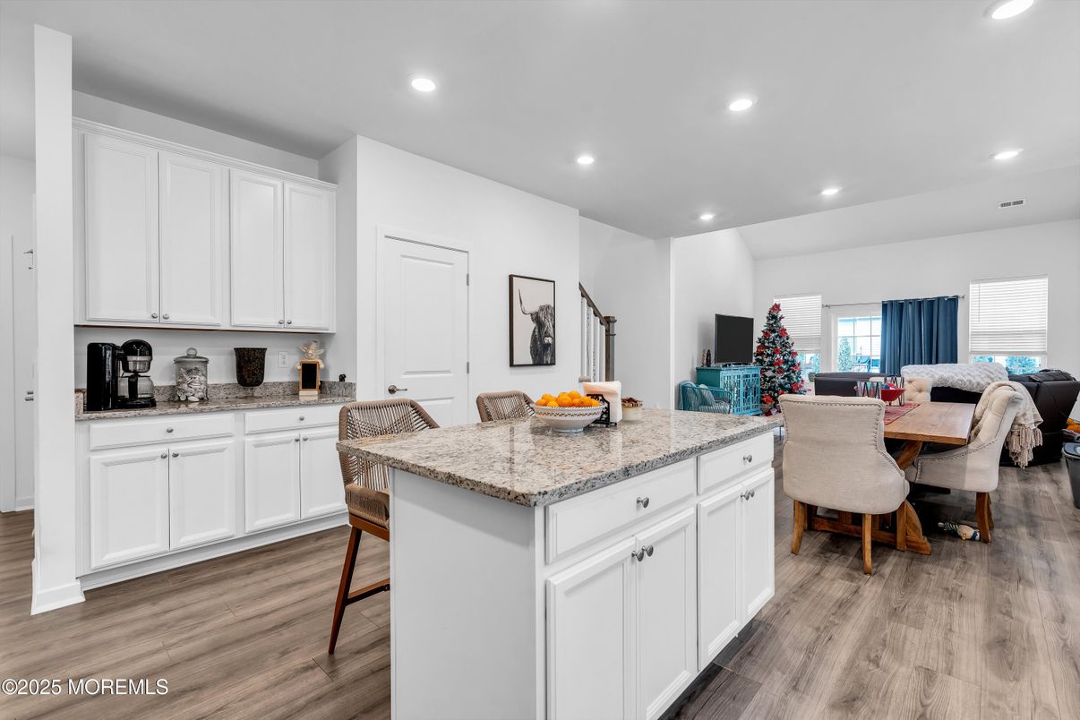 Dining room, Interior, Kitchen, Recessed Lighting, Wood Texture Flooring