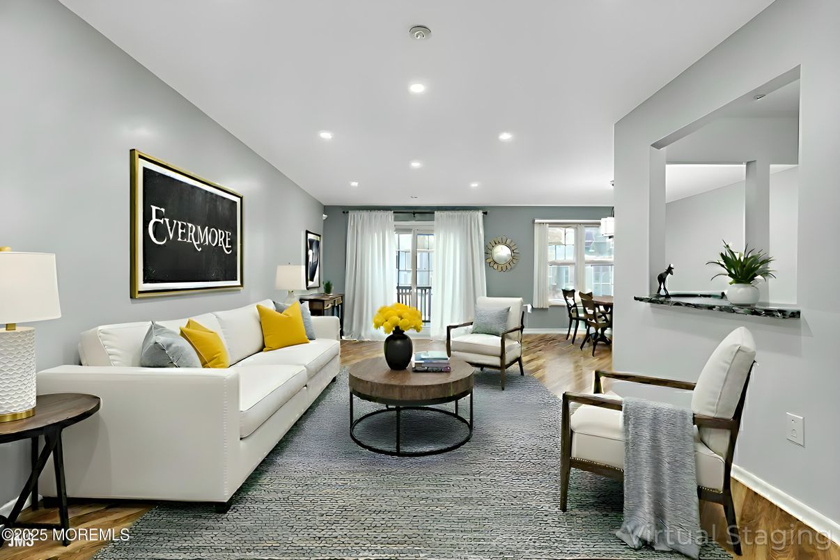 Dining room, Interior, Living room, Recessed Lighting, Wood Texture Flooring