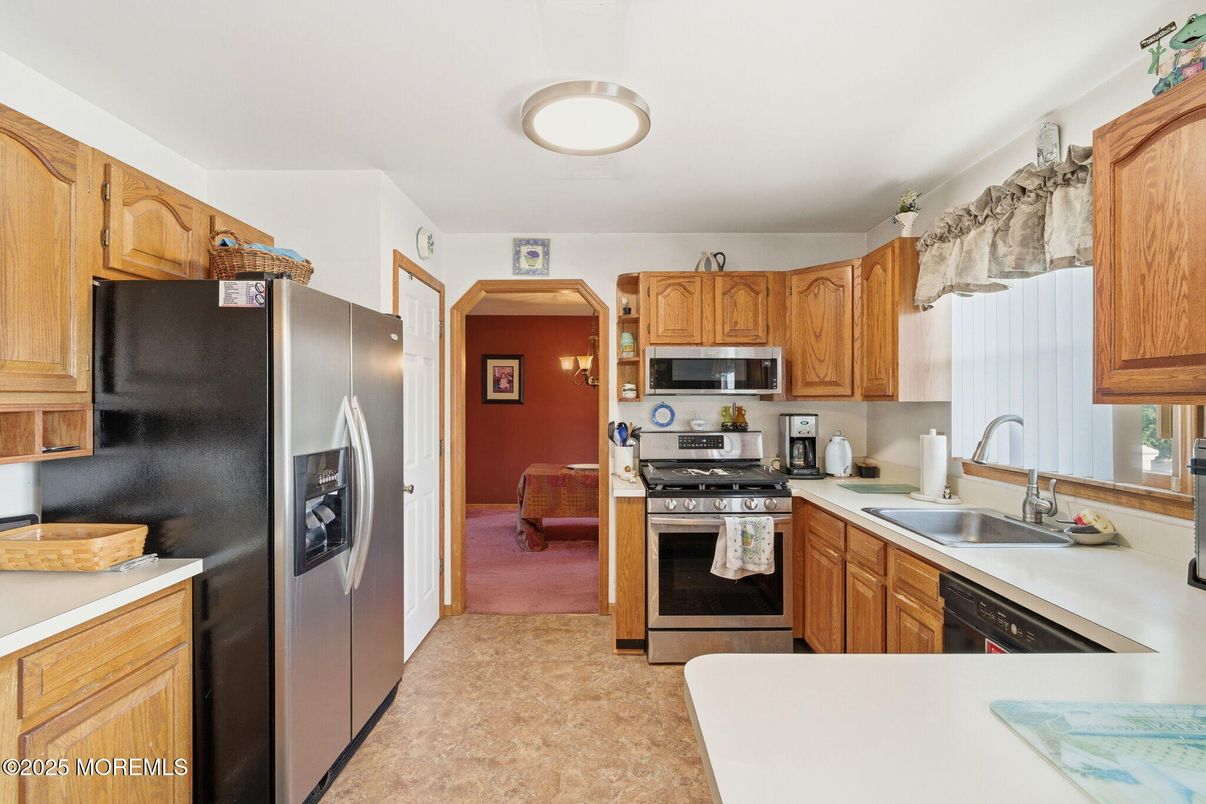 Interior, Kitchen, Stainless Steel Appliances