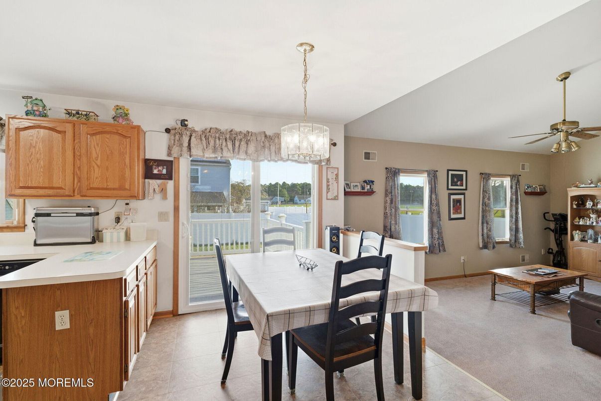 Chandelier, Dining room, Interior, Kitchen, Living room, Pendant Lights