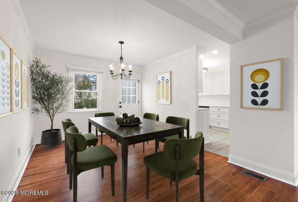 Chandelier, Dining room, Interior, Wood Texture Flooring