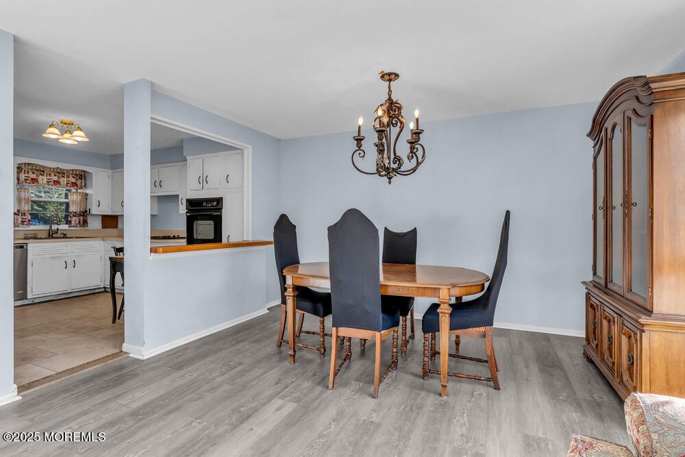 Chandelier, Dining room, Interior, Kitchen, Wood Texture Flooring