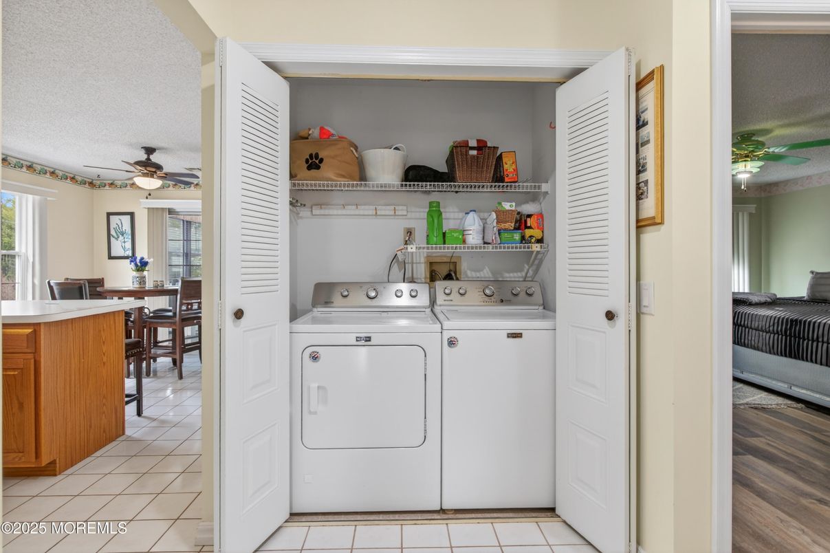 Dining room, Interior, Utility Closets, Washer, Wood Texture Flooring