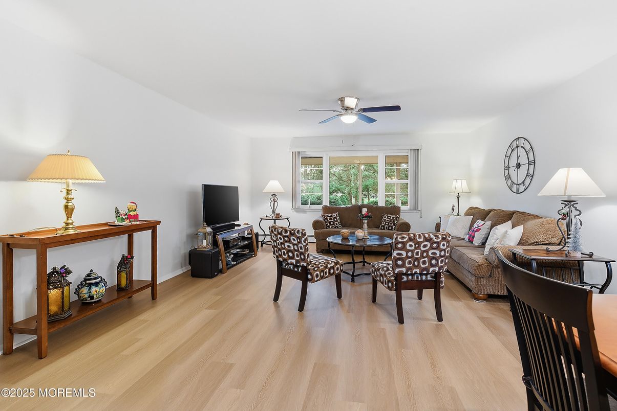 Dining room, Interior, Living room, Wood Texture Flooring