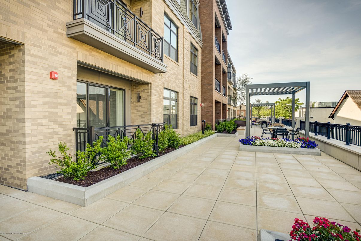 DE Listing image placeholder