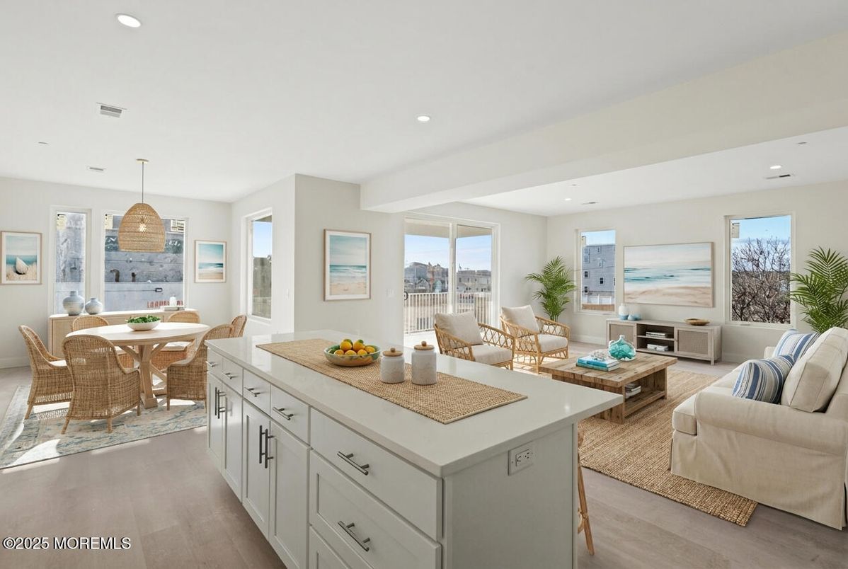 Dining room, Interior, Kitchen, Living room, Pendant Lights, Recessed Lighting, Wood Texture Flooring