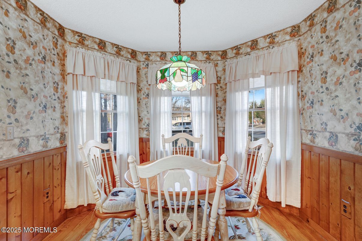 Dining room, Interior, Pendant Lights, Wood Texture Flooring
