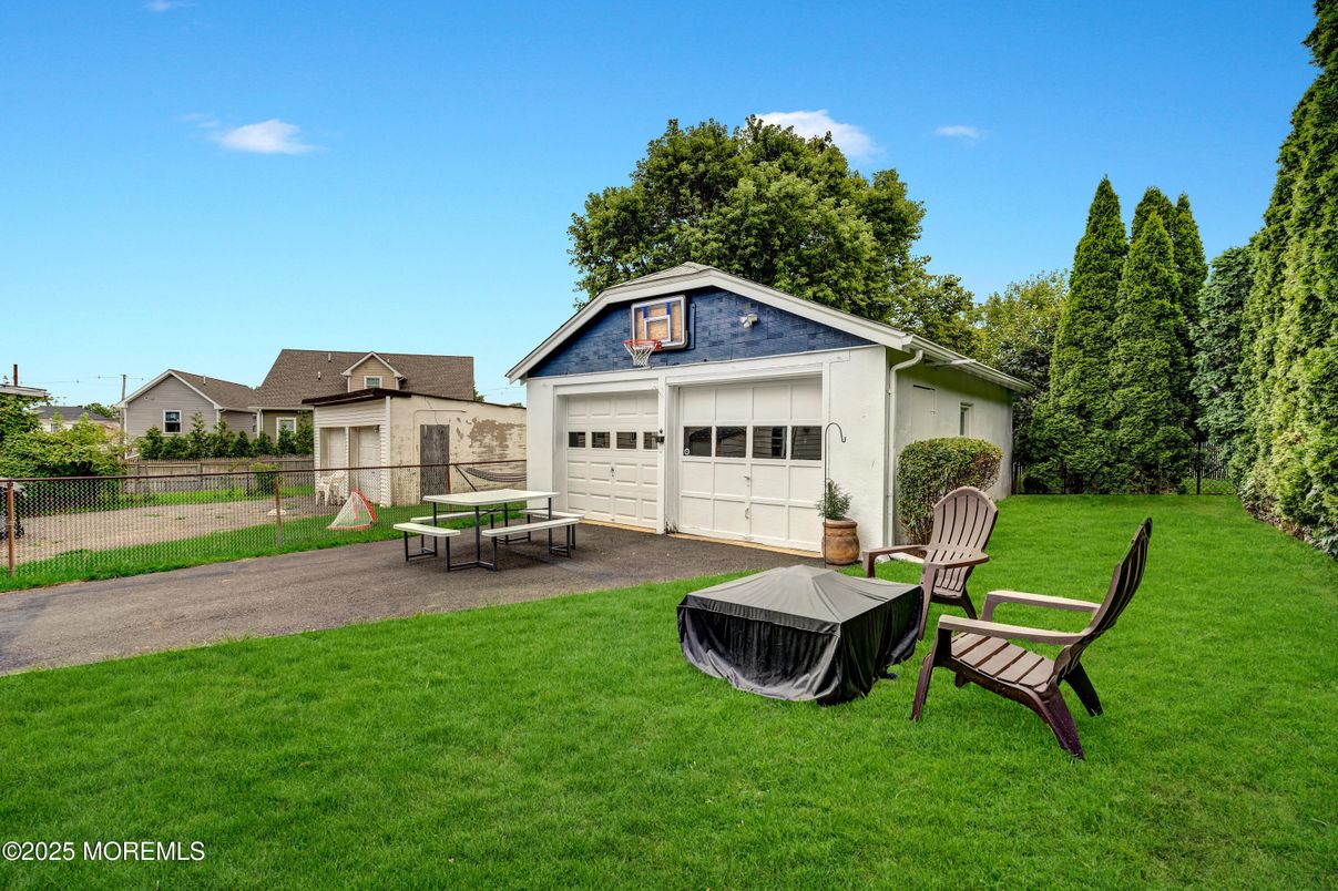 Backyard, Detached Garage, Exterior