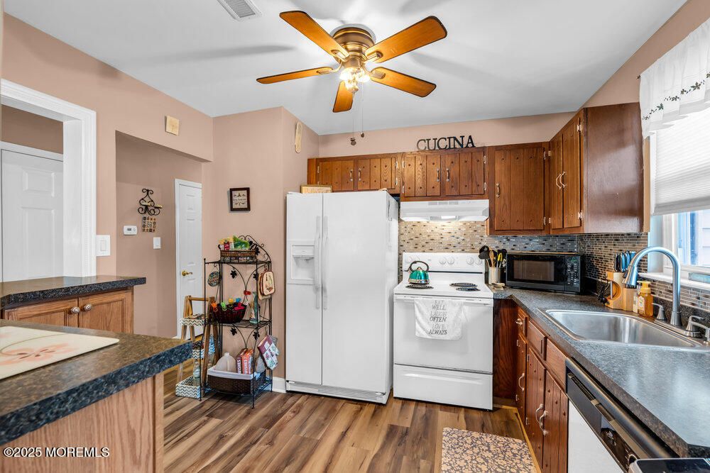 Interior, Kitchen, Wood Texture Flooring