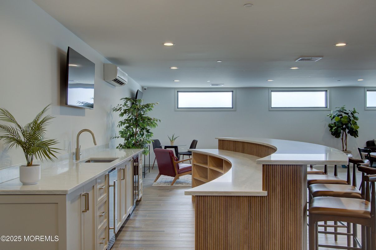 Dining room, Interior, Kitchen, Recessed Lighting, Wood Texture Flooring