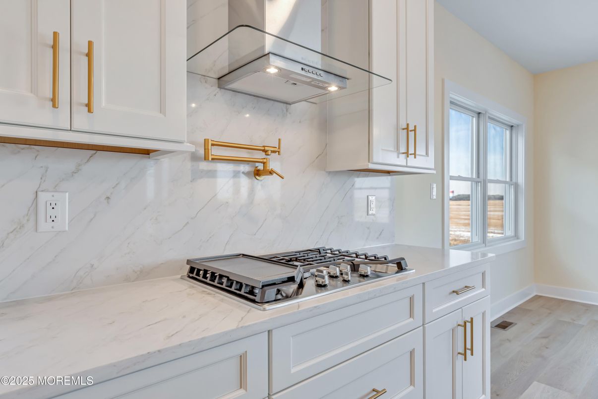 Interior, Kitchen, Marble Walls, Wood Texture Flooring