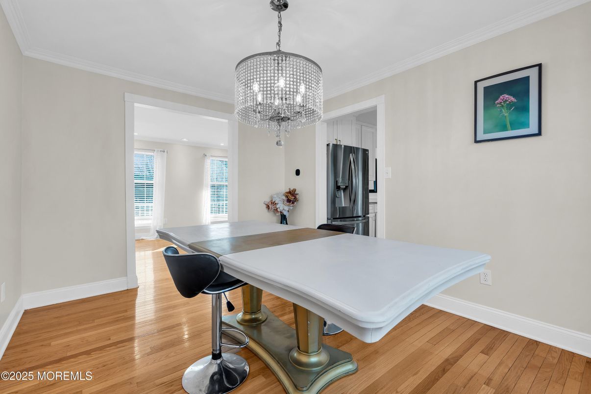 Chandelier, Interior, Wood Texture Flooring