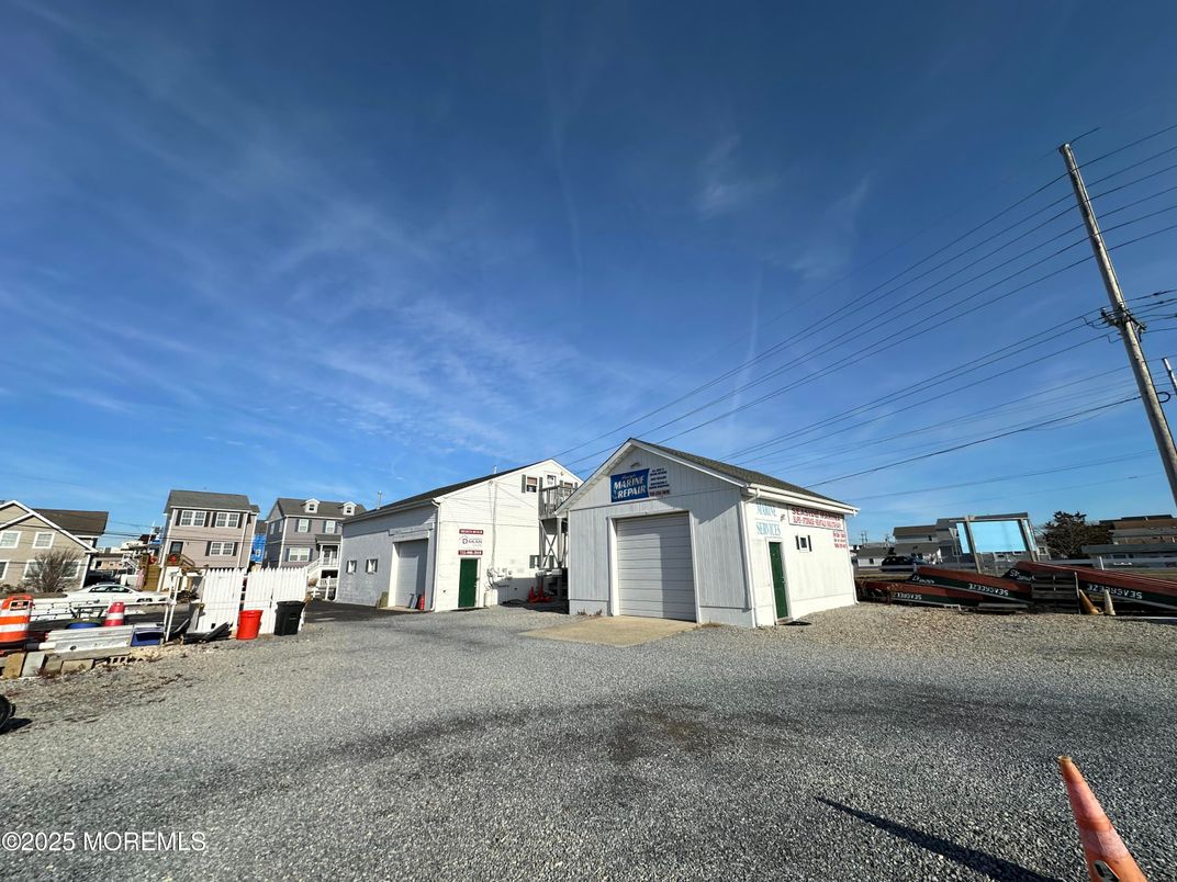 Backyard, Detached Garage, Exterior