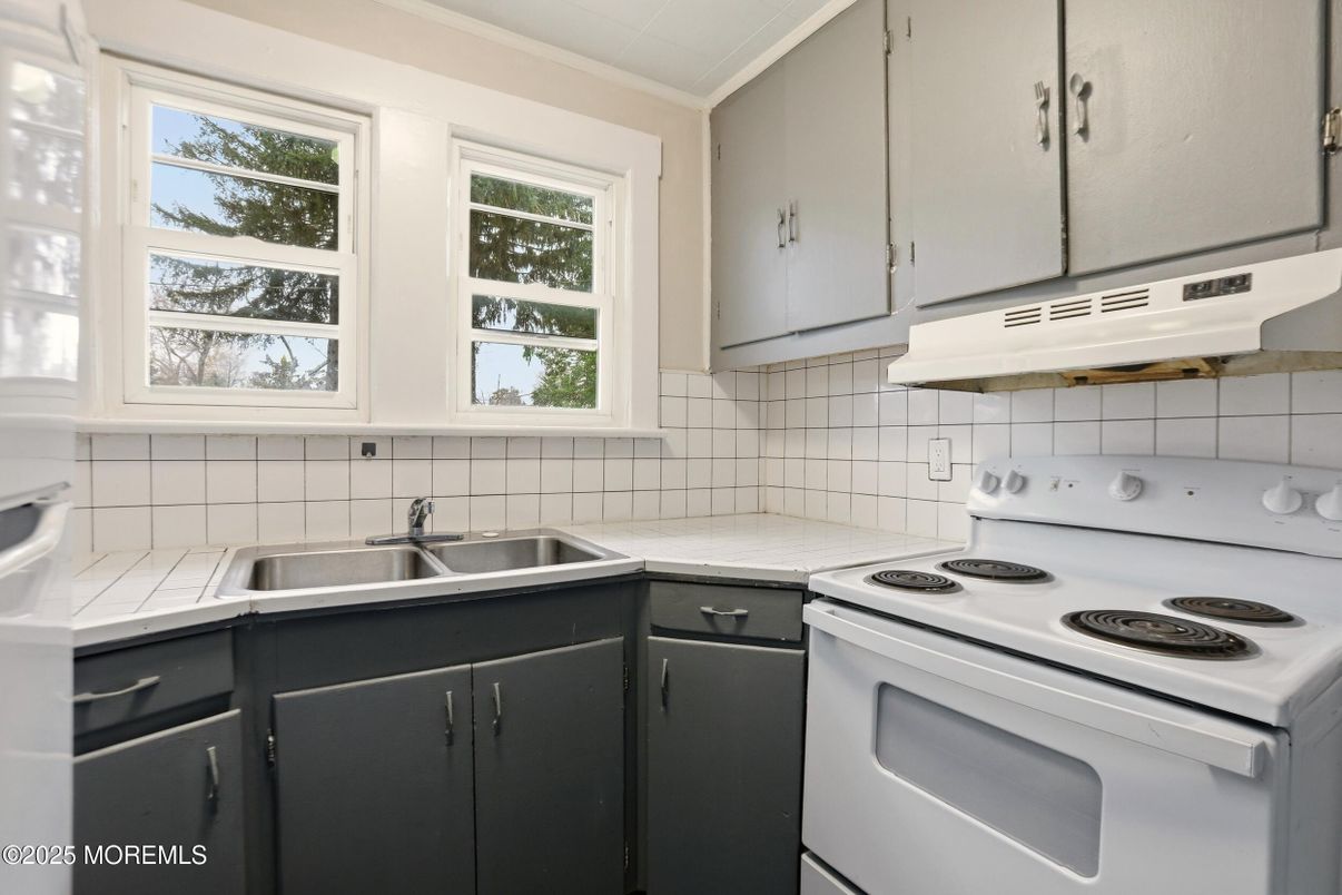 Interior, Kitchen, Tile Countertops