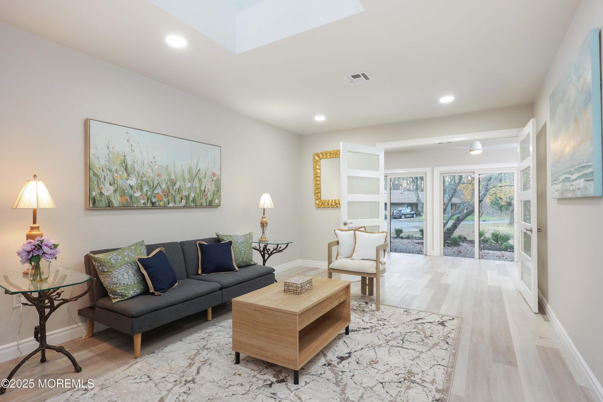 Interior, Living room, Recessed Lighting, Wood Texture Flooring