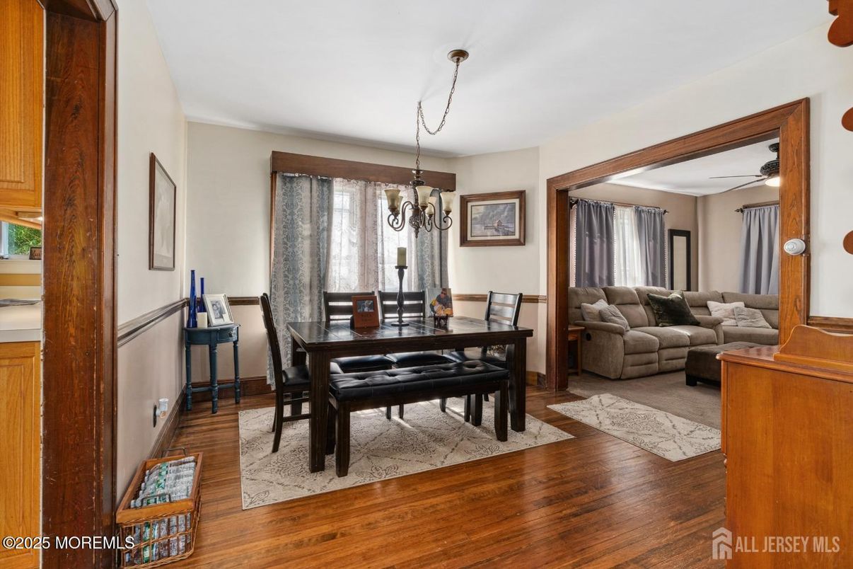 Chandelier, Dining room, Interior, Living room, Wood Texture Flooring