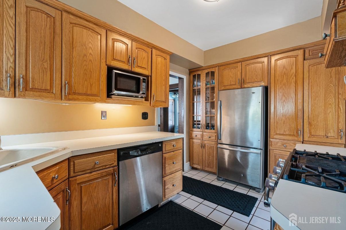 Interior, Kitchen, Stainless Steel Appliances