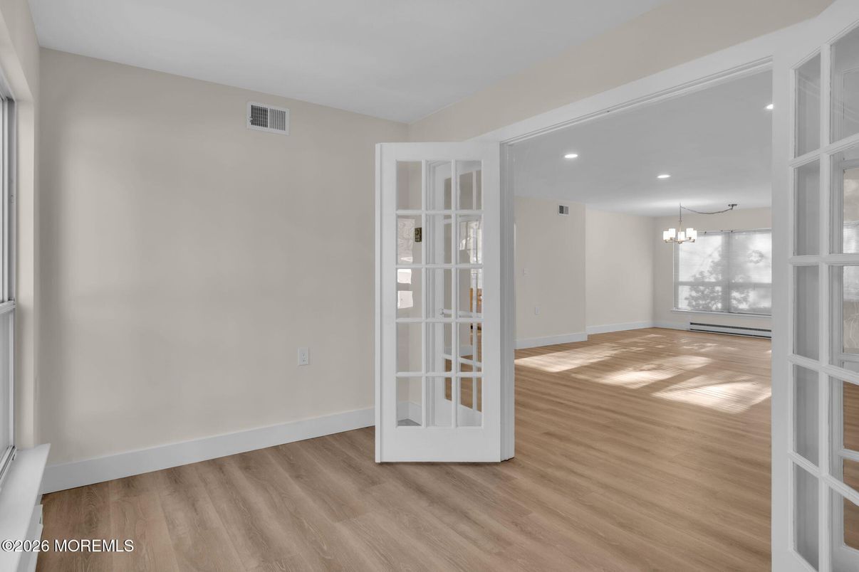 Chandelier, Empty room, Interior, Recessed Lighting, Wood Texture Flooring